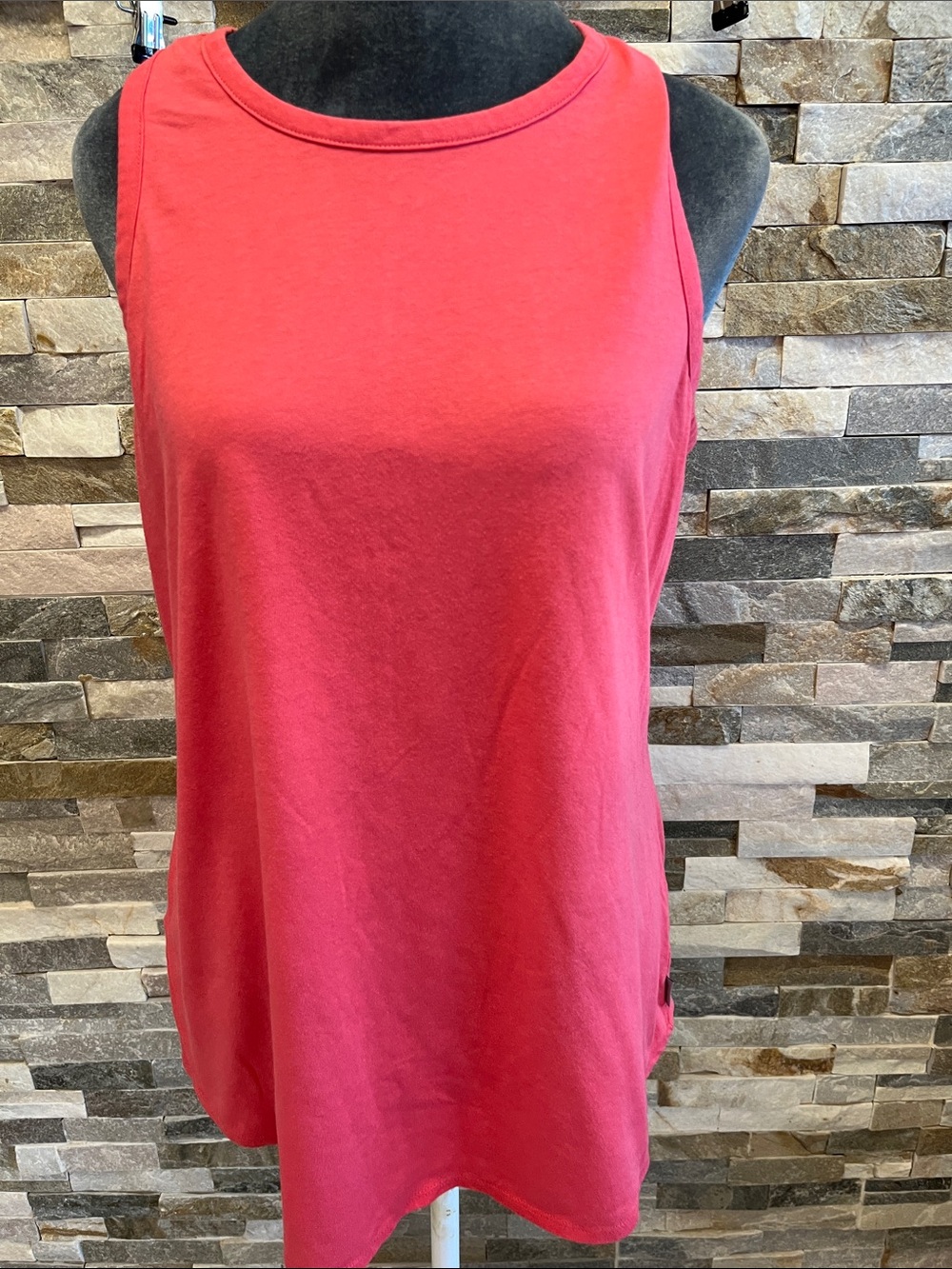 Eddie Bauer Women's Sleeveless Tank Top - Bright Pink